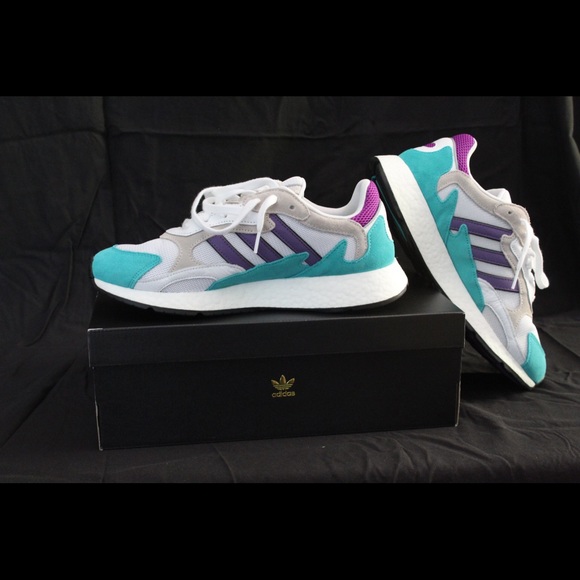 Adidas - Picture 3 of 5